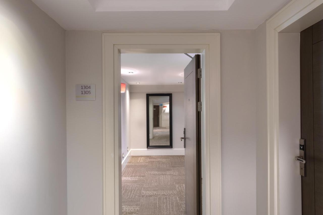 Mercure Istanbul Bomonti Εξωτερικό φωτογραφία A typical room at the hotel