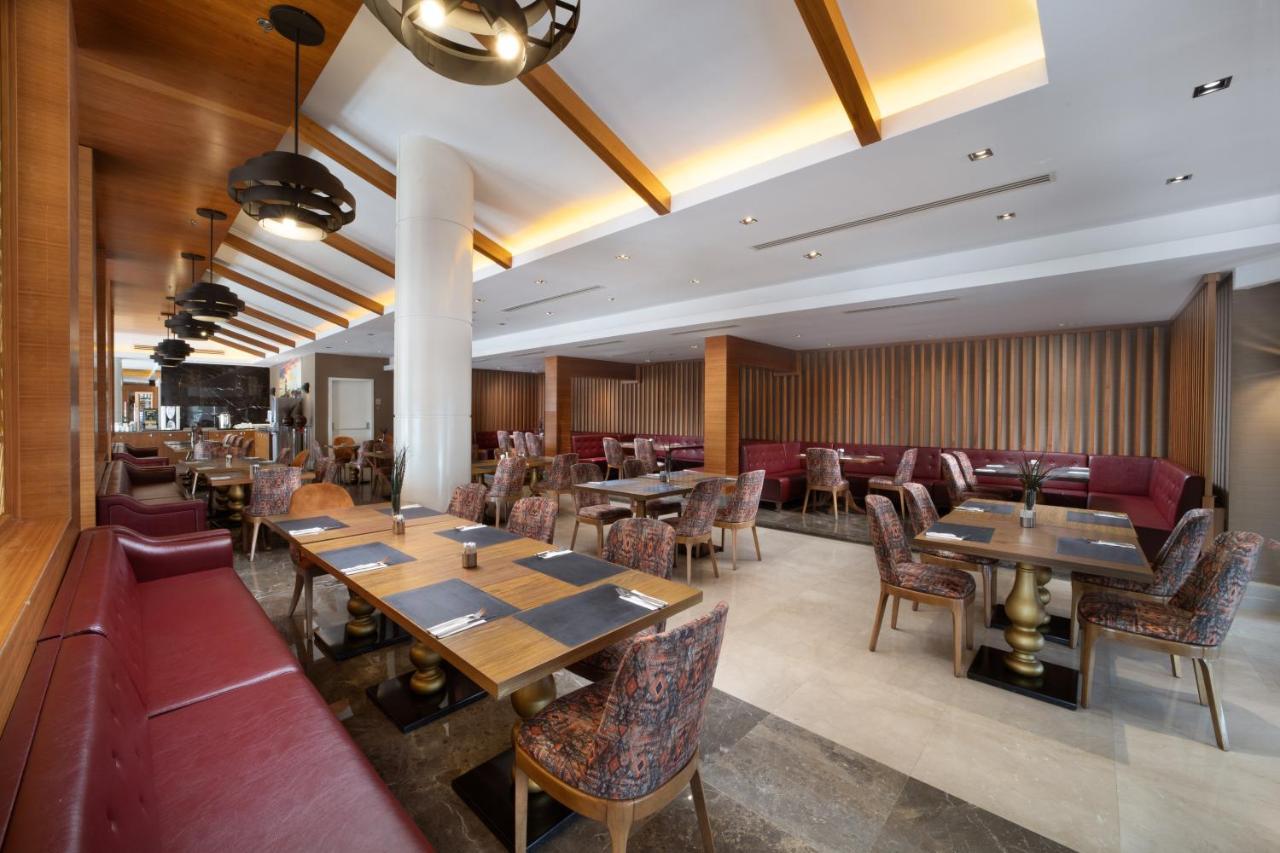 Mercure Istanbul Bomonti Εξωτερικό φωτογραφία The restaurant